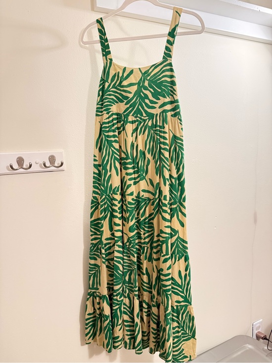 THML Dresses & Skirts - THML Green & Tan Palm Print Maxi Dress